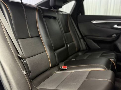 Used 2019 Chevrolet Impala Premier FWD image 18
