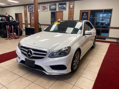 Used 2014 Mercedes-Benz E 350 4MATIC w/ Premium 1 Package image 1