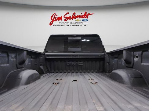 Used 2025 GMC Sierra 3500 Denali w/ Denali Reserve Package AWD/4WD image 37