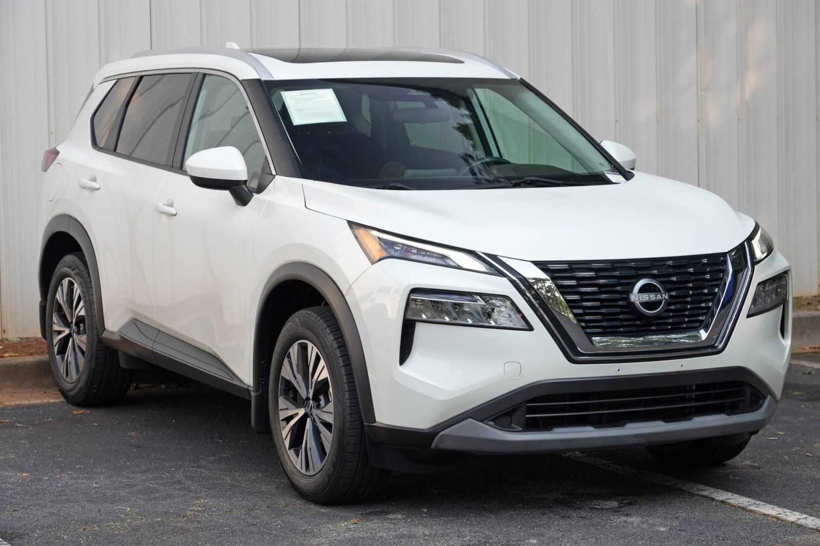 Used 2023 Nissan Rogue SV w/ SV Premium B Package FWD image 48