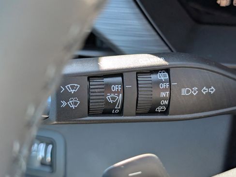 New 2026 GMC Acadia Elevation image 26