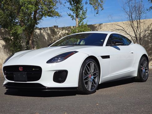 Used 2018 Jaguar F-TYPE R-Dynamic image 5
