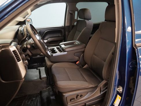 Used 2018 Chevrolet Silverado 1500 LT w/ All Star Edition image 3