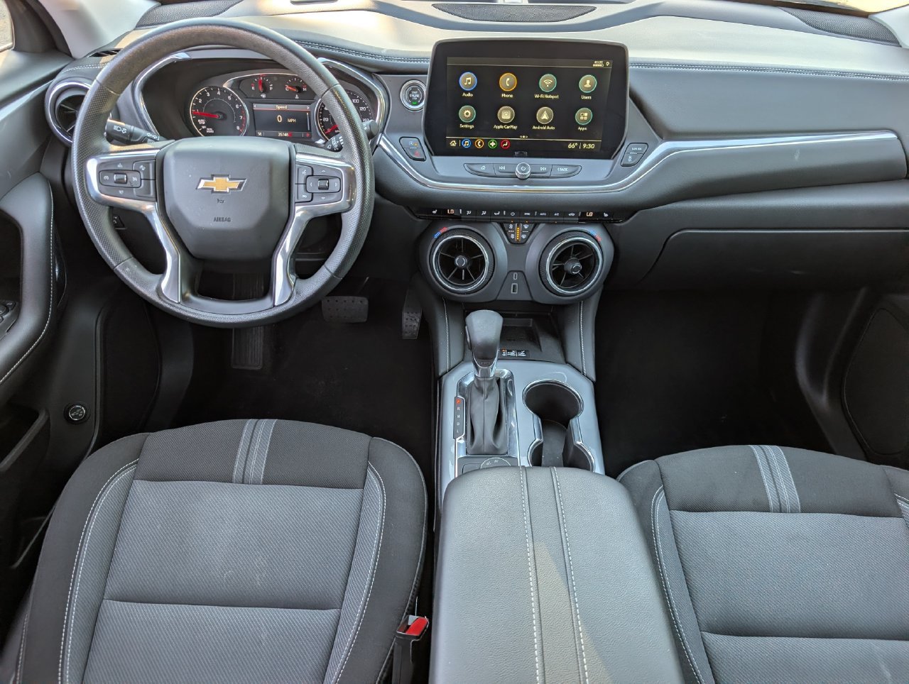 Used 2023 Chevrolet Blazer LT w/ Convenience Package FWD image 9