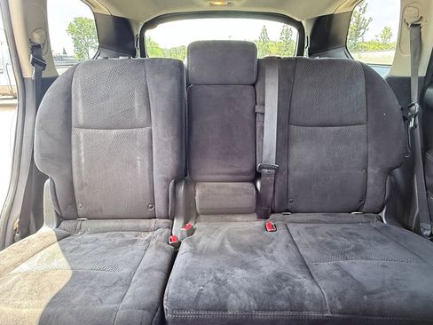 Used 2015 Nissan Pathfinder SV FWD image 22