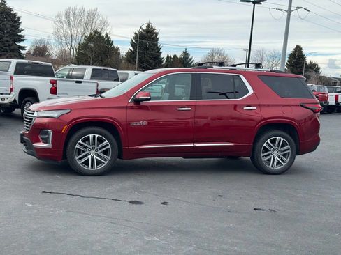 Used 2023 Chevrolet Traverse High Country image 4