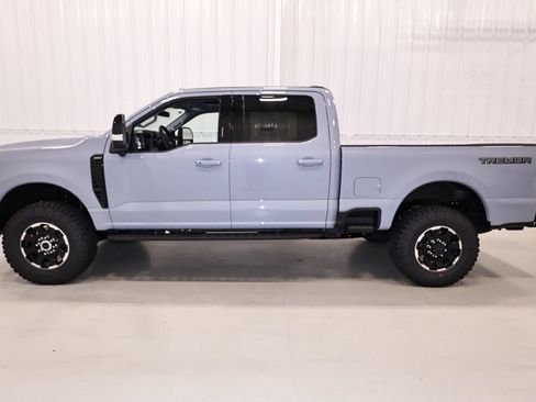 New 2026 Ford F250 Lariat w/ Tremor Off-Road Package AWD/4WD image 6