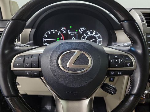 Used 2021 Lexus GX 460 Luxury w/ Sport Design Package AWD/4WD image 18