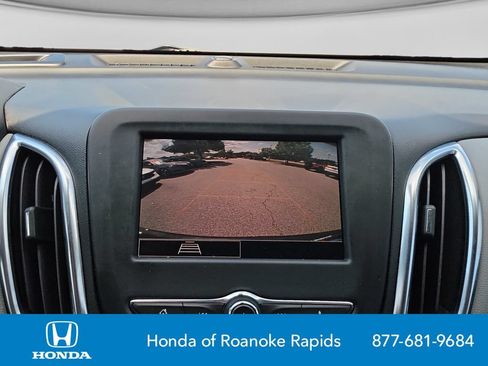 Used 2022 Chevrolet Equinox LS AWD/4WD image 22