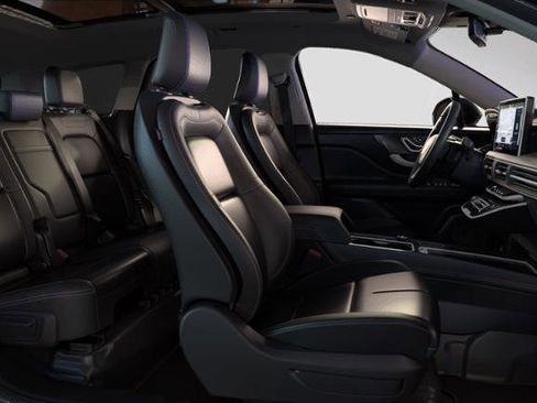 New 2026 Lincoln Corsair Premiere image 28