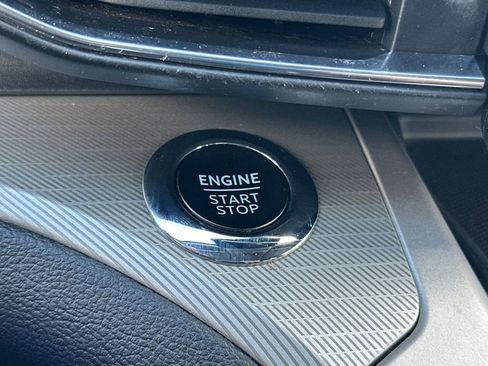 Certified 2023 Ford Explorer XLT w/ Equipment Group 202A image 27