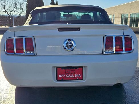 Used 2009 Ford Mustang V6 image 12