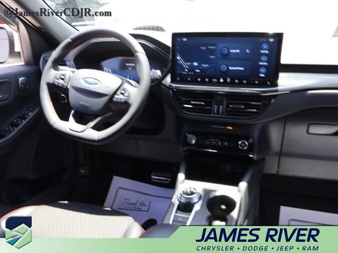 Used 2023 Ford Escape ST-Line Select w/ Tech Pack #2 AWD/4WD image 13