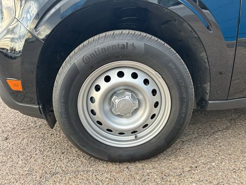 Used 2025 Ford Maverick XL w/ Equipment Group 101A image 29