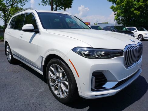 Used 2020 BMW X7 xDrive40i w/ Premium Package AWD/4WD image 7