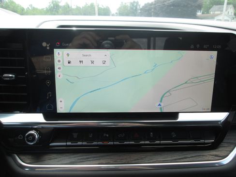 New 2025 GMC Sierra 2500 SLT w/ SLT Premium Package image 19