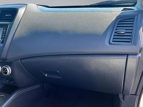 Used 2021 Mitsubishi Outlander Sport ES FWD image 17