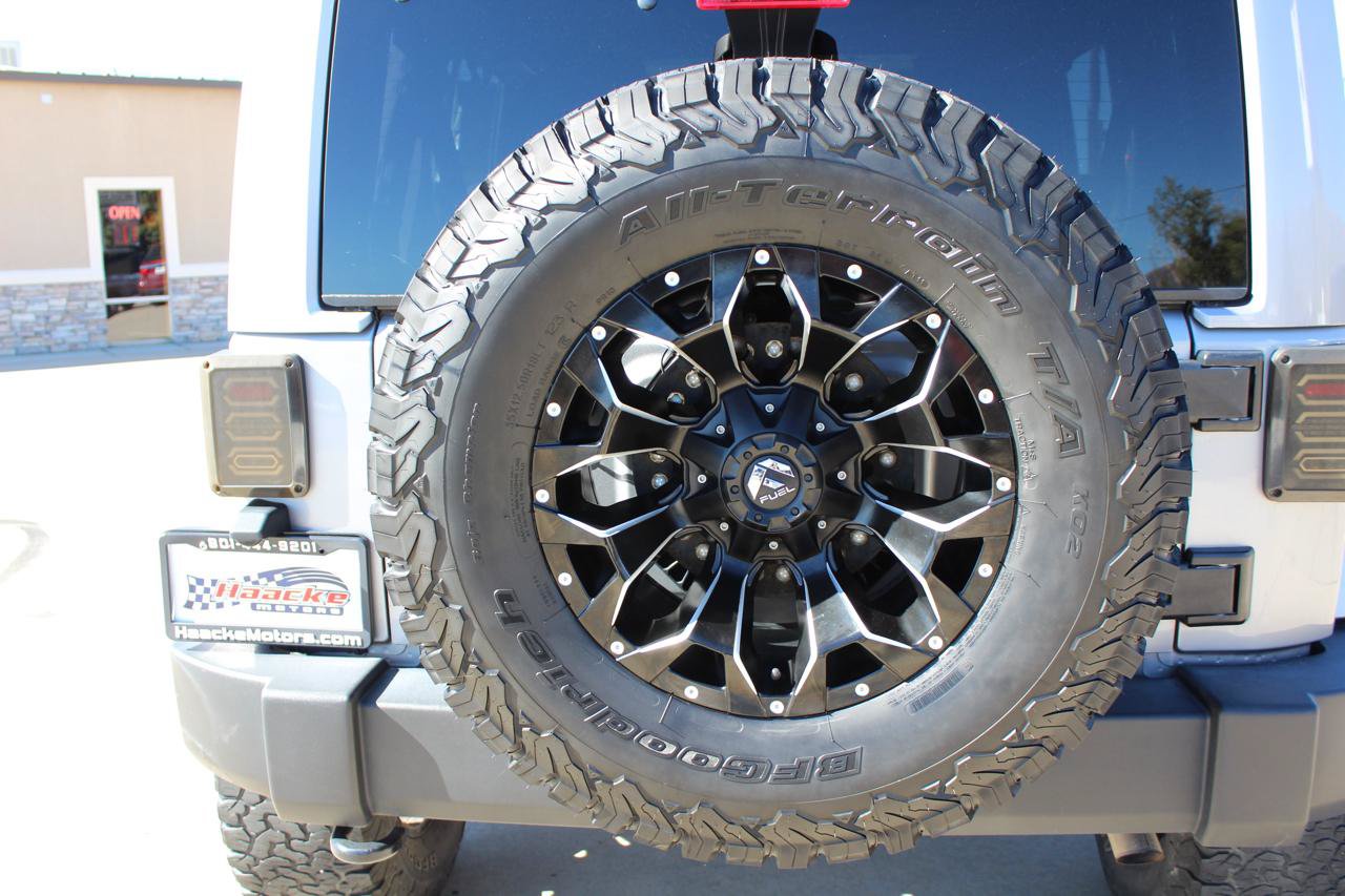 Used 2018 Jeep Wrangler Unlimited Rubicon AWD/4WD image 50