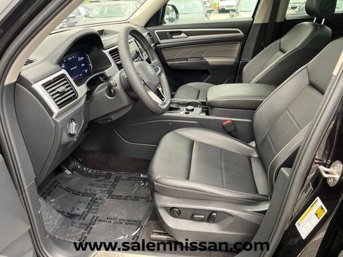 Used 2022 Volkswagen Atlas SE w/ Panoramic Sunroof Package AWD/4WD image 9