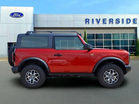 Used 2023 Ford Bronco Badlands AWD/4WD image 8