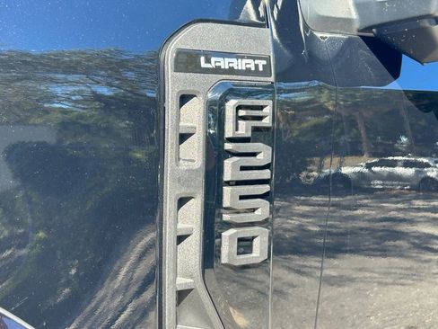 New 2026 Ford F250 Lariat w/ Black Appearance Package image 20