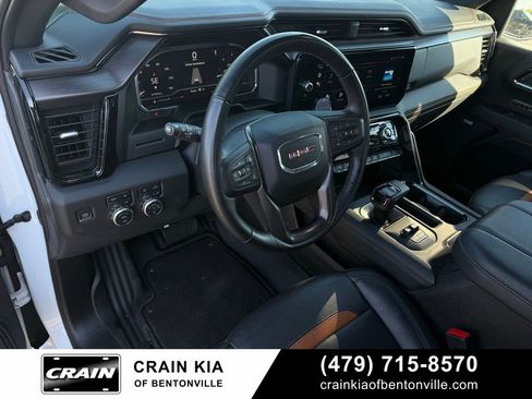 Used 2024 GMC Sierra 1500 AT4 w/ AT4 Premium Package AWD/4WD image 9