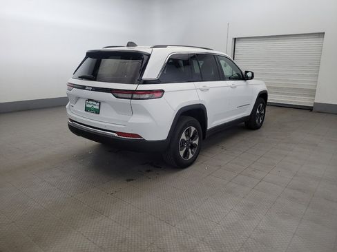 Used 2023 Jeep Grand Cherokee 4WD 4xe image 9