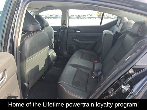 Used 2024 Nissan Altima 2.5 SR AWD/4WD image 4