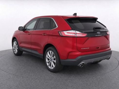 Used 2022 Ford Edge Titanium w/ Equipment Group 301A AWD/4WD image 3