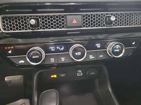 Used 2023 Honda Civic EX image 12