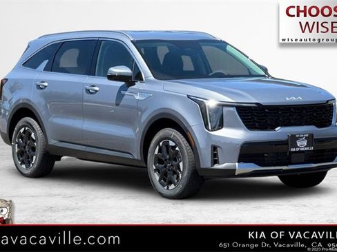 New 2025 Kia Sorento S image 1