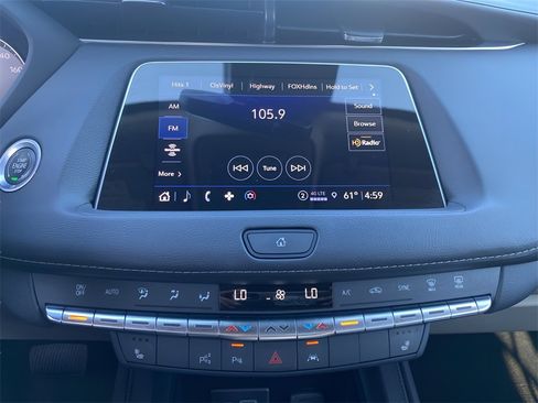 Certified 2022 Cadillac XT4 Premium Luxury w/ Enhanced Visibility Package image 21