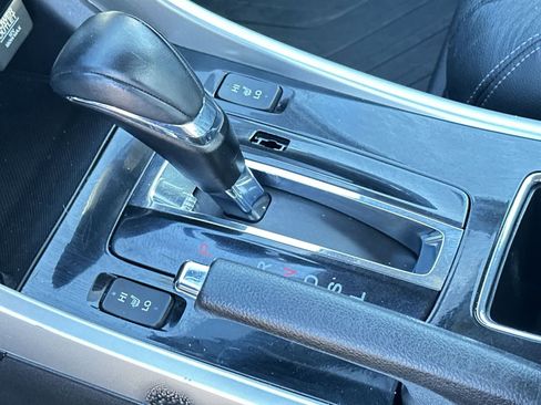 Used 2016 Honda Accord EX-L image 21