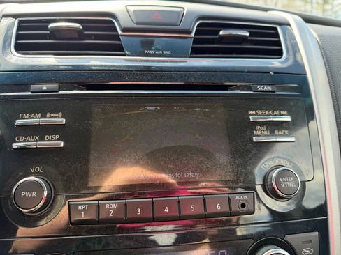 Used 2013 Nissan Altima 2.5 SL FWD image 19