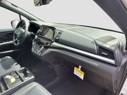 New 2026 Honda Odyssey Sport-L image 24