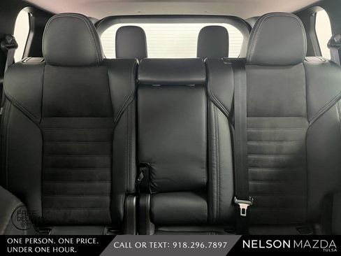 Used 2022 Mitsubishi Outlander SE image 34