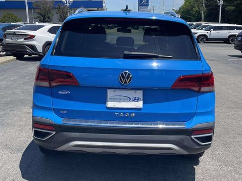 Used 2022 Volkswagen Taos SE FWD image 5