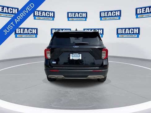 Used 2021 Ford Explorer XLT w/ Equipment Group 202A AWD/4WD image 7