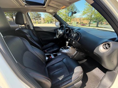 Used 2011 Nissan Juke SL AWD/4WD image 18