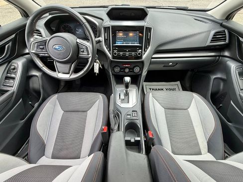 Used 2019 Subaru Crosstrek 2.0i Premium w/ Moonroof Package AWD/4WD image 9