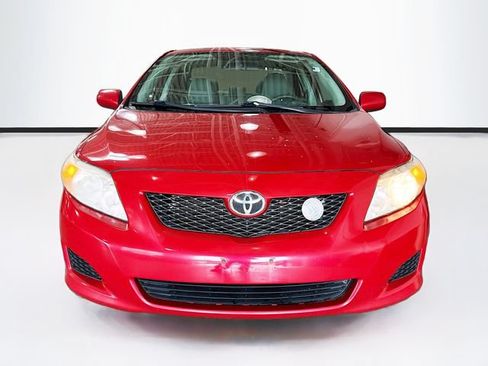 Used 2010 Toyota Corolla LE FWD image 4