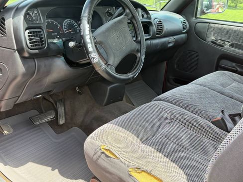 Used 1999 Dodge Ram 1500 Truck 2WD Regular Cab image 11
