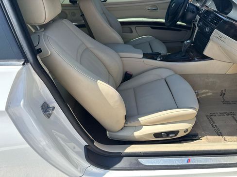 Used 2013 BMW 328i xDrive Coupe AWD/4WD image 38