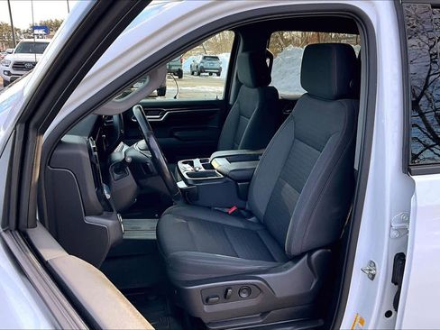 Used 2022 GMC Sierra 1500 Elevation image 9