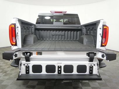 New 2026 GMC Sierra 1500 SLT w/ SLT Premium Plus Package