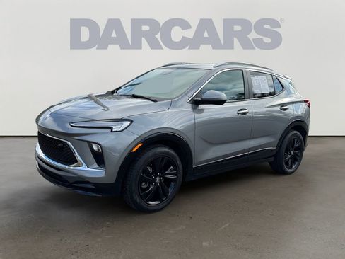 Used 2024 Buick Encore GX Sport Touring w/ Comfort Package image 3