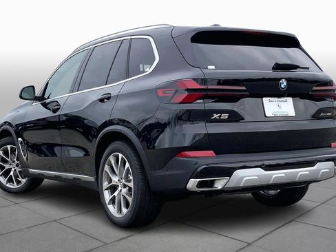 New 2026 BMW X5 xDrive40i w/ Climate Comfort Package image 12