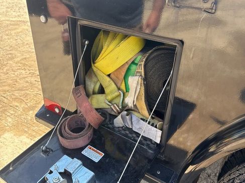 Used 2024 RAM 3500 Laramie w/ Protection Group image 17