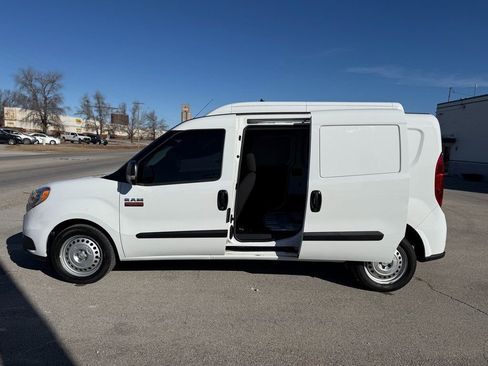 Used 2022 RAM ProMaster City Tradesman FWD image 26