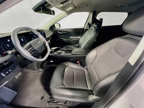 Certified 2025 Kia EV6 Light RWD image 13